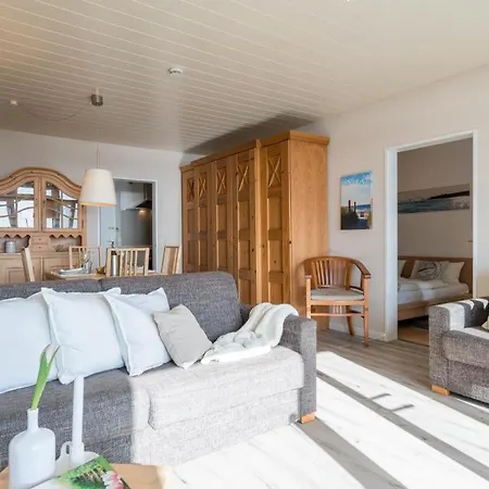 Inselblume 76 - Mit Meerblick In Burgtiefe Holiday home