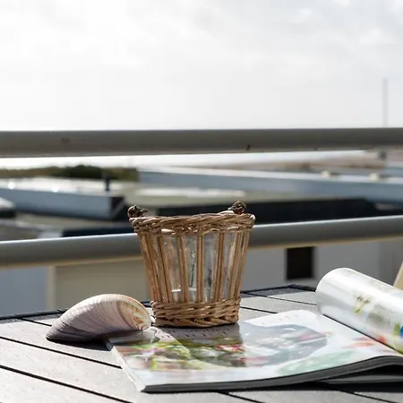 Inselblume 76 - Mit Meerblick In Burgtiefe